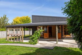 Quirky & Cool on Cork, Martinborough